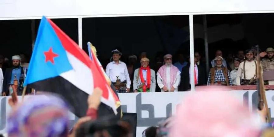 أبناء يافع يحيون تراثهم السنوي بفعالية البرع والزوامل في مكتب الموسطة