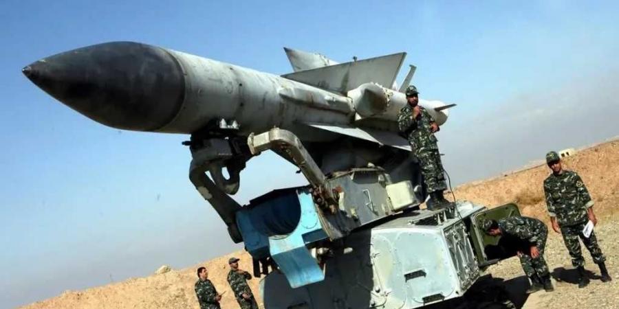 إعلام إسرائيلي: إصابة أو اغتيال رئيس أركان ميليشيا الحوثي وآخرين في غارة بصنعاء