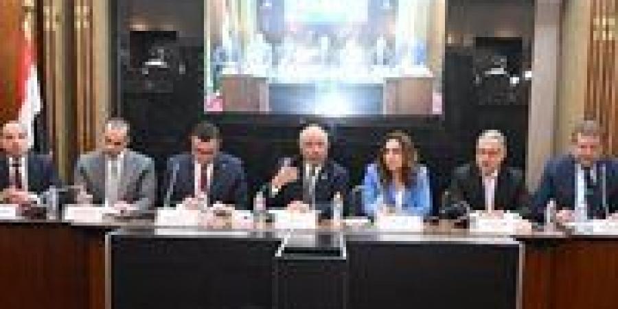 نائب النور يطالب باستثناء الصيدليات من الإيجار القديم وزيادة مهلة الإخلاء لـ 10سنوات.. واللجنة البرلمانية ترفض