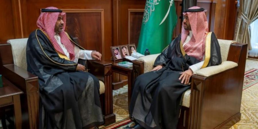 نائب أمير حائل يستقبل مدير عام التعليم بالمنطقة