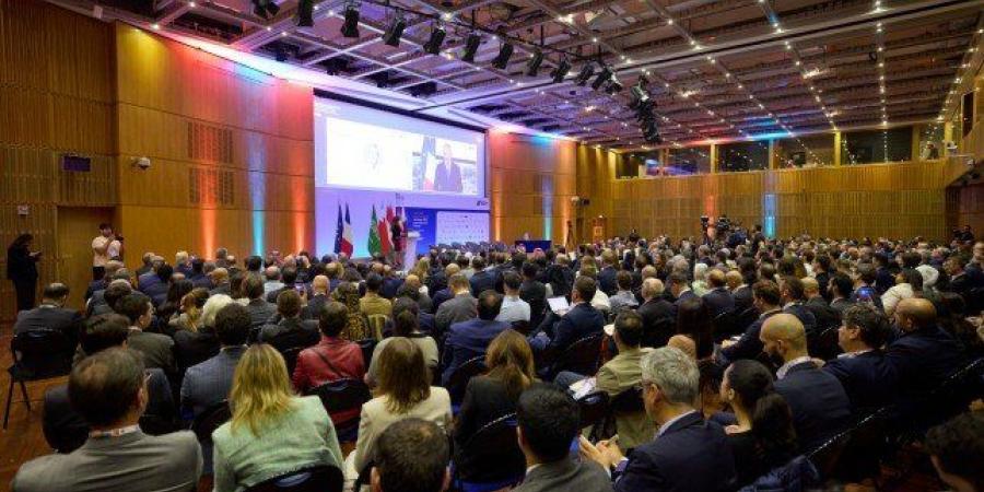 انطلاق مؤتمر "رؤية الخليج 2025" في نسخته الثالثة بباريس