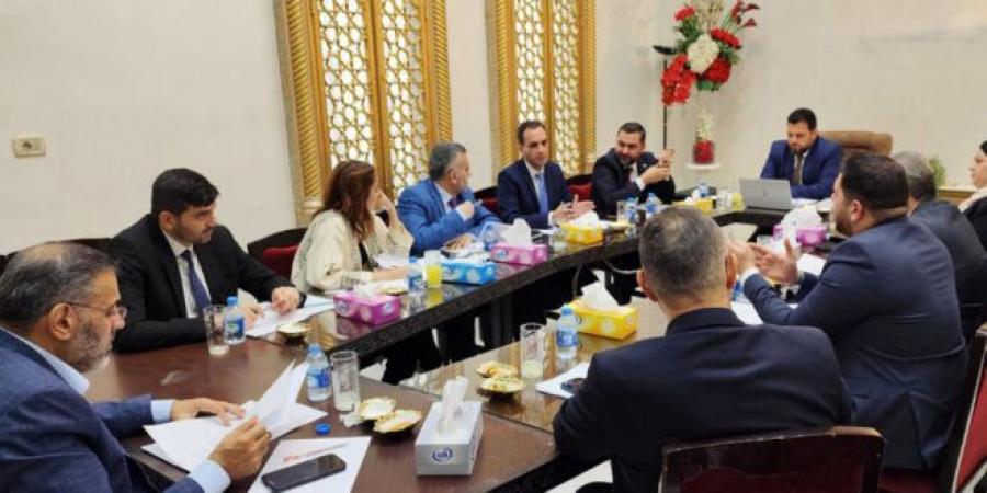 وزير الطوارئ يبحث مع الصليب الأحمر والهلال الأحمر ملامح المنصة الوطنية للاستجابة