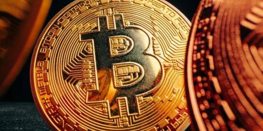 البيتكوين تتراجع 4% وسط قلق الأسواق من مواجهة أمريكية إيرانية