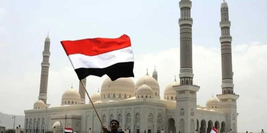 هل باتت اليمن أمام فرصة ذهبية لإعادة صياغة مسارها؟ ...قائد عسكري يجيب