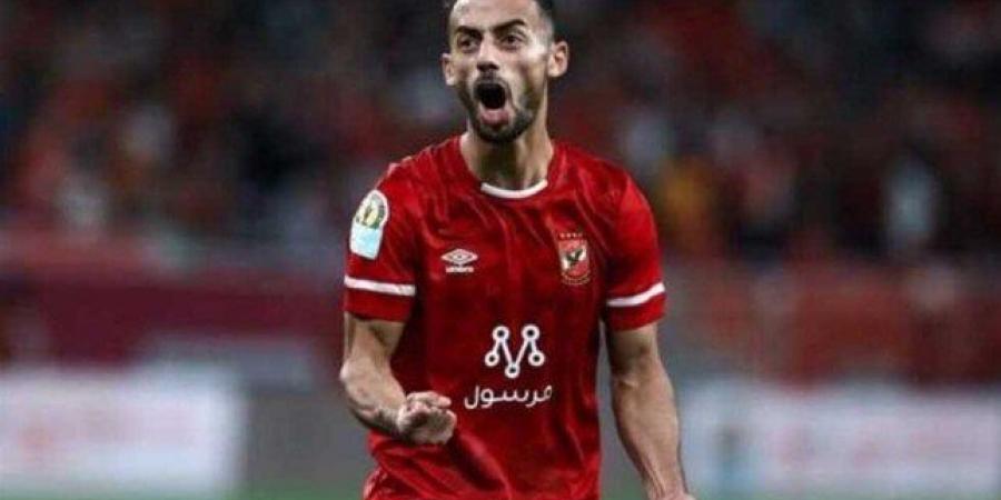 شوبير يكشف محاولات الزمالك لـ خطف «إكسات» الأهلي.. 3 لاعبين وأزمتين