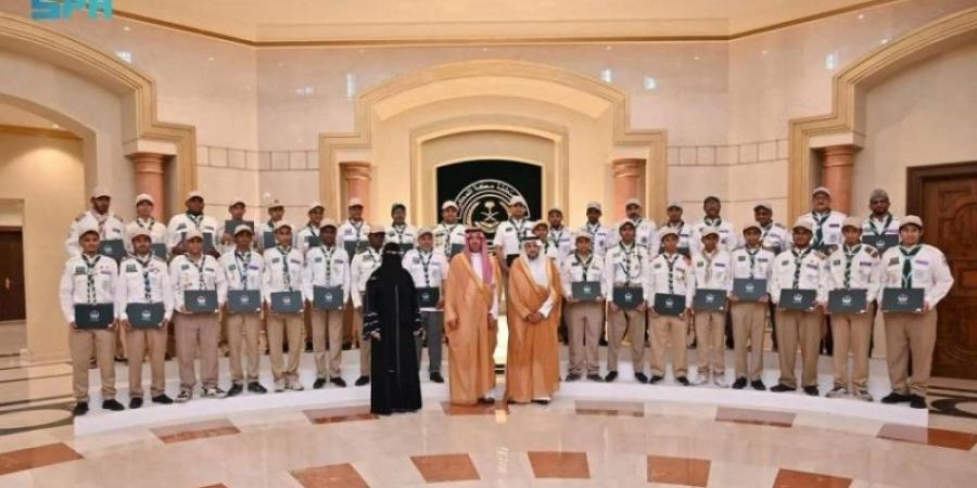 الأمير سعود بن جلوي يُكرّم كشافة تعليم جدة المشاركين في موسم الحج لعام 1446هـ