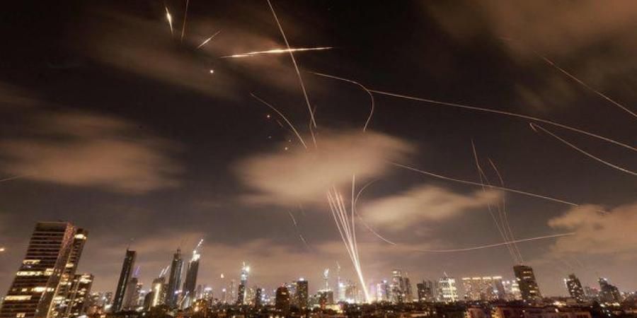 أنباء عن استهداف إيران قاعدة ميرون الجوية شمال إسرائيل