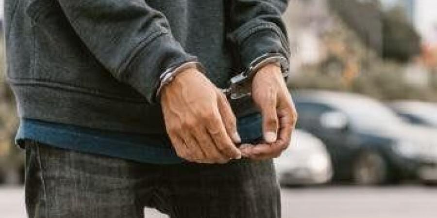 الداخلية تكشف حقيقة ابتزاز طالب لفتيات بمدرسة في مدينة نصر