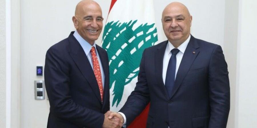 الرئيس عون لباراك: الجيش يواصل تطبيق الـ1701 لجهة إزالة المظاهر المسلحة ومصادرة الأسلحة