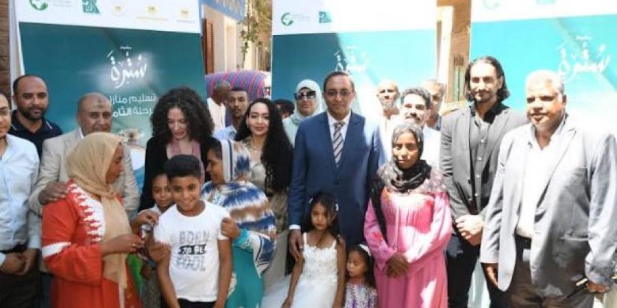 محافظ قنا يفتتح مشروع "سترة" لتأهيل منازل الأسر الأولى بالرعاية