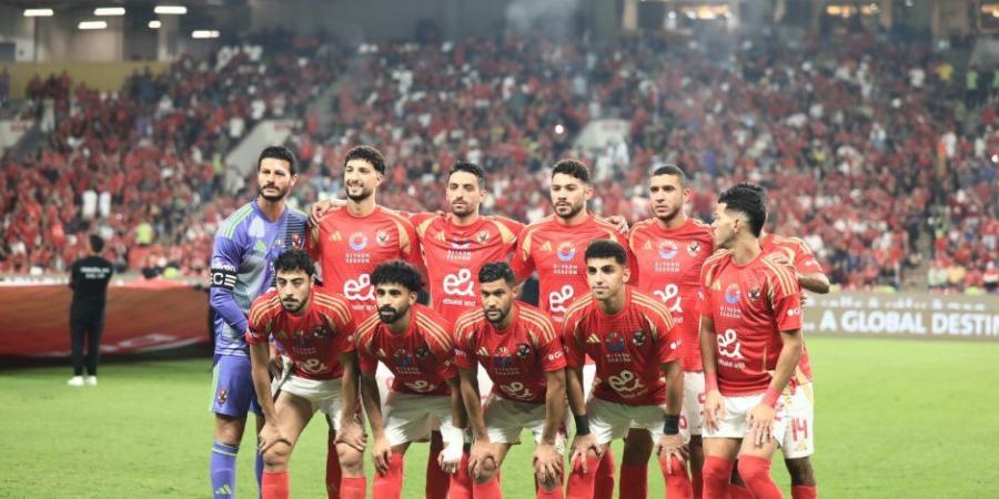 منذ قليل .. وصول حافلة الأهلي لاستاد ميتلايف قبل مواجهة بالميراس بمونديال الأندية