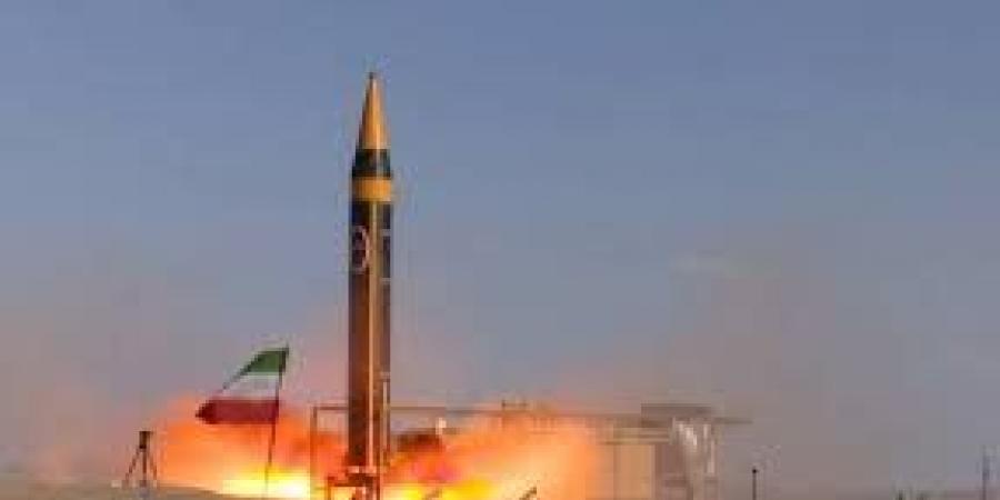 ايران تضرب اسرائيل بصاروخ يحمل راسا متفجرا وزنه 300 كيلوجرام