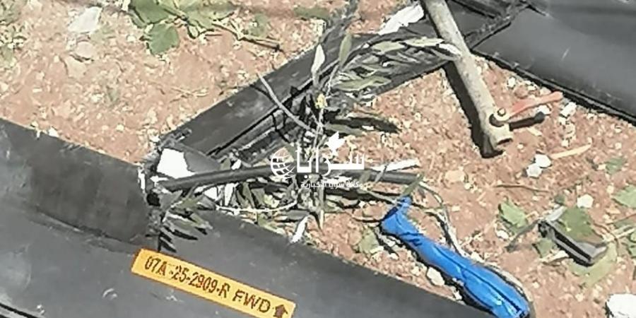 بالصور .. سقوط اجزاء طائرة مسيرة بـ "بلدة ذنيبة" في الرمثا