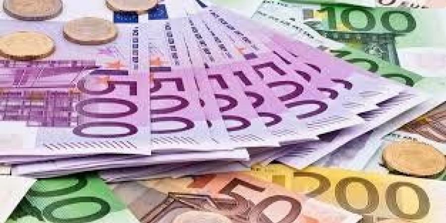 اليورو يسجل 58.3 جنيه فى البنوك المصرية مع بداية تعاملات اليوم