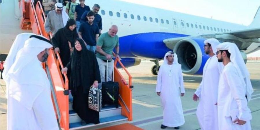 الإمارات تجلي مواطنين ومقيمين في إيران
