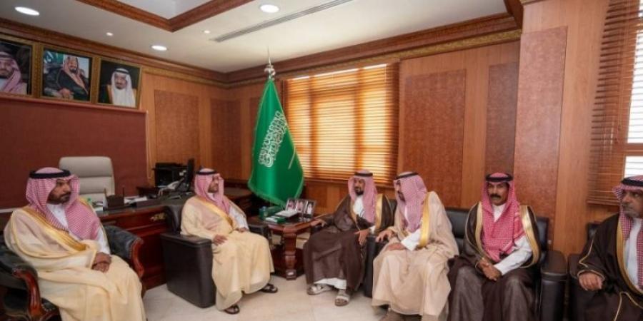 نائب أمير حائل يلتقي مديري الجهات الحكومية وأعضاء المجلس المحلي بمحافظة بقعاء