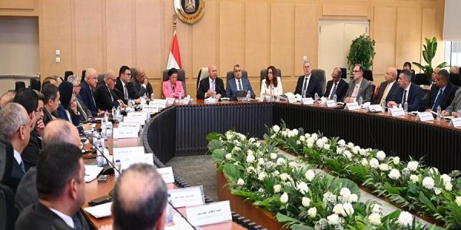 كامل الوزير: تشكيل لجنة مصغرة للتصدي لمحاولات التهرب الجمركي