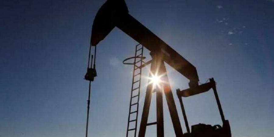 شركات نفط كبرى تبدأ إجلاء موظفيها الأجانب من العراق دون تأثير على الإنتاج