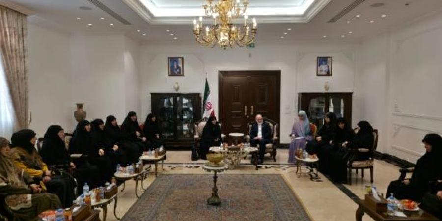 وفد نسائي من حزب الله زار السفارة الايرانية: الجمهورية الإسلامية تمثل الحصن المنيع للمقاومة