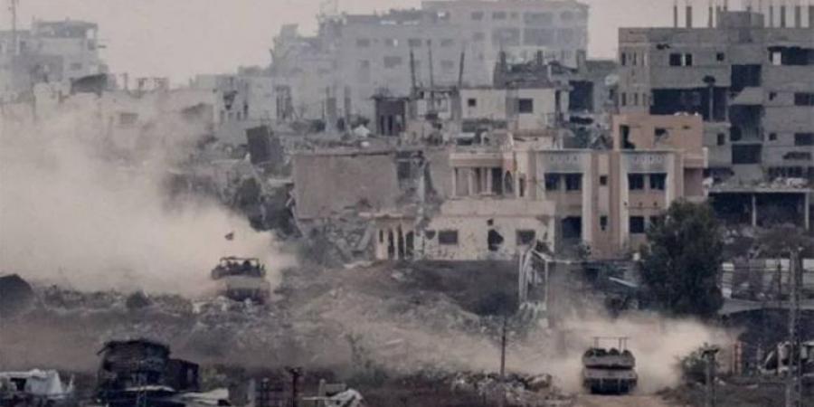 المسيرات الإسرائيلية تواصل استهداف النازحين والجوعى في غزة