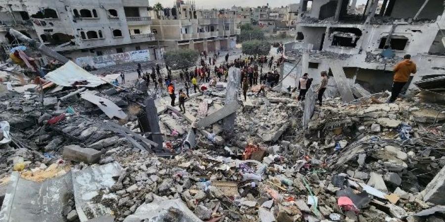 غزة.. 53 قتيلا فلسطينيا جراء الغارات الإسرائيلية 