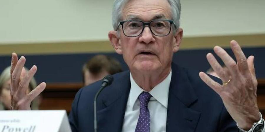 باول يواجه الكونجرس مع تصاعد ضغوط ترامب بشأن أسعار الفائدة