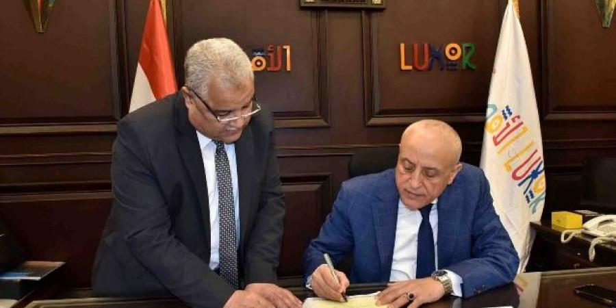 عماره يعلن أوائل الشهادةالإعدادية بحصول٣٧طالب على الدرجة النهائية