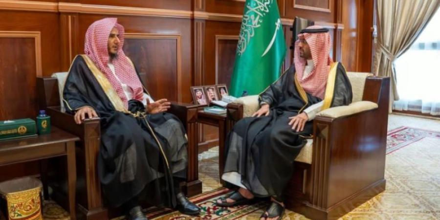 نائب أمير حائل يستقبل رئيس المحكمة العامة