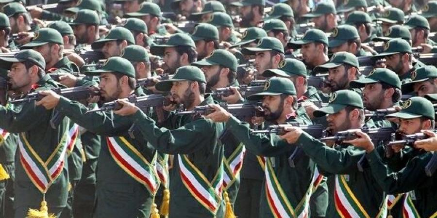 "تسنيم": مقتل مساعد قيادة الحرس الثوري بمحافظة البرز و6 آخرين بهجوم إسرائيلي على مقر القيادة أمس