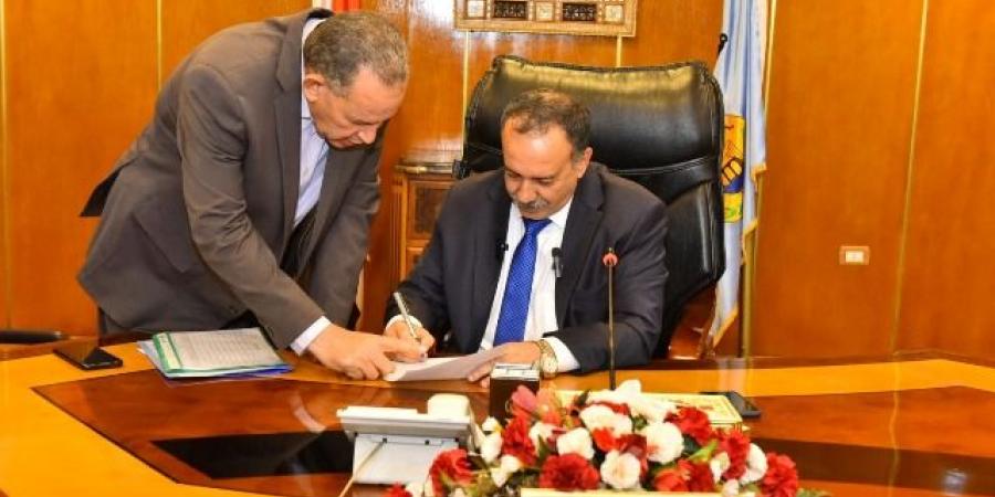 محافظ أسيوط يعتمد نتيجة الشهادة الاعدادية بنسبة نجاح 78.89%