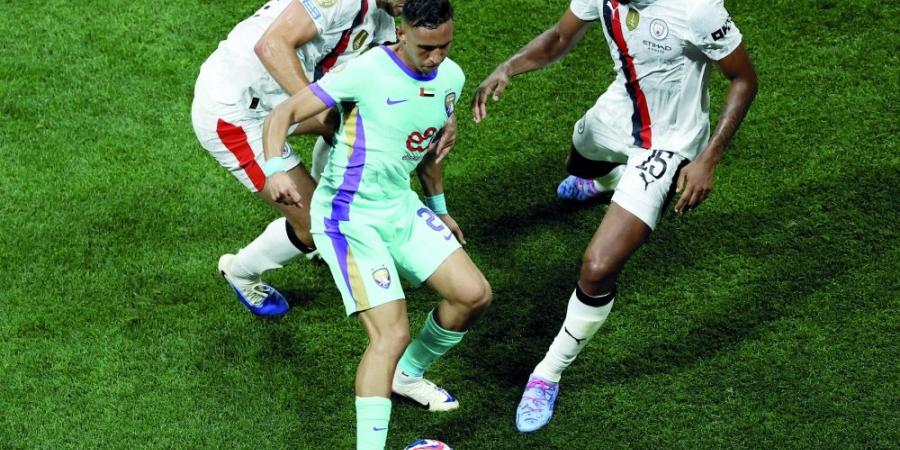 العين والوداد.. مباراة وداعية بـ«مليوني دولار»