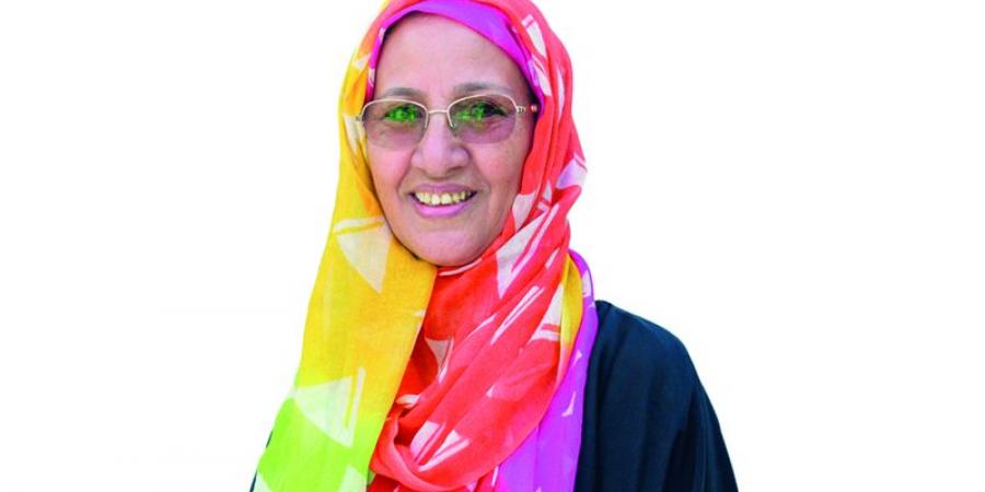 نجاة مكي..سفيرة الفن الإماراتي بدرجة «فارس»