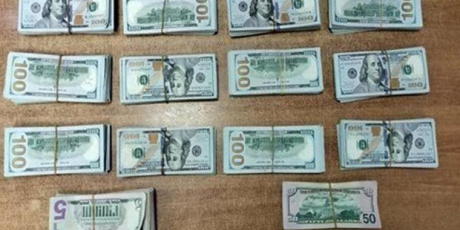 الداخلية تضبط قضايا اتجار فى العملة بـ 4 ملايين جنيه