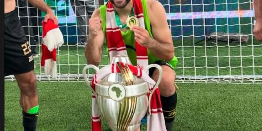 "بالتوفيق ياحبيبي فى خطوتك اللي جاية".. محمد عواد يودع حمزة المثلوثي بعد رحيله عن الزمالك