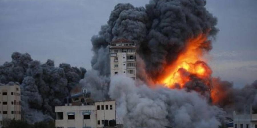 استشهاد 64 فلسطينيا في الغارات الإسرائيلية المتواصلة على قطاع غزة