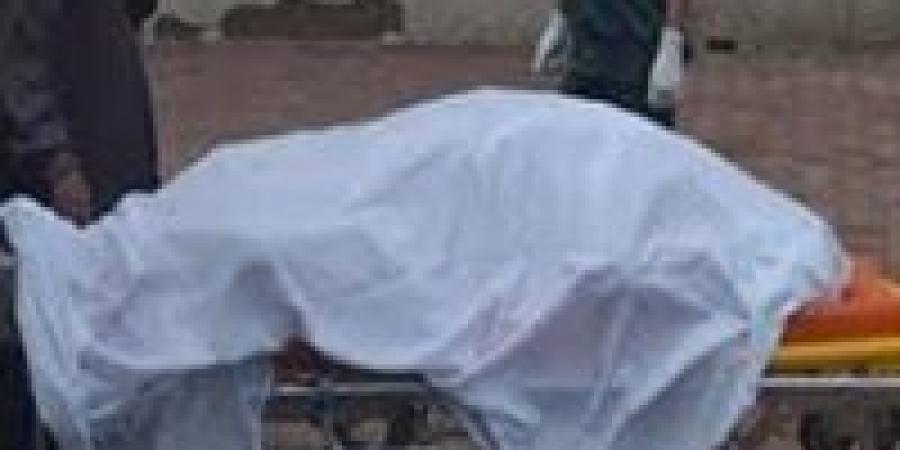 مقتل شاب على يد والده طعنا بآلة حادة في قنا