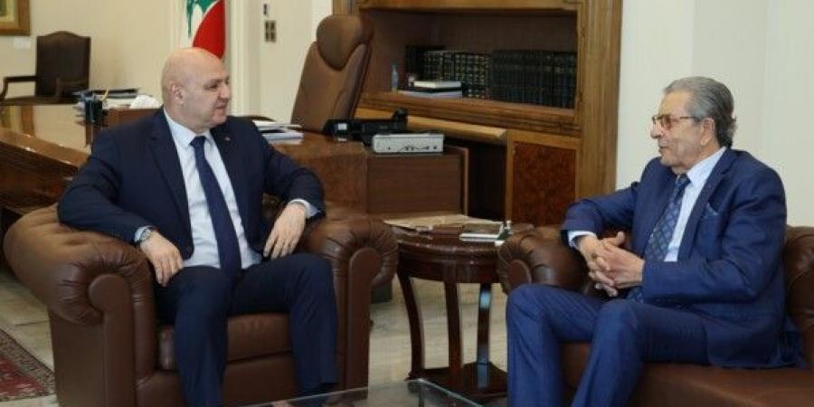 الرئيس عون بحث مع السفير الجزائري تحضيرات زيارته إلى الجزائر واستقبل متري ووفد حزب "الهنشاك"
