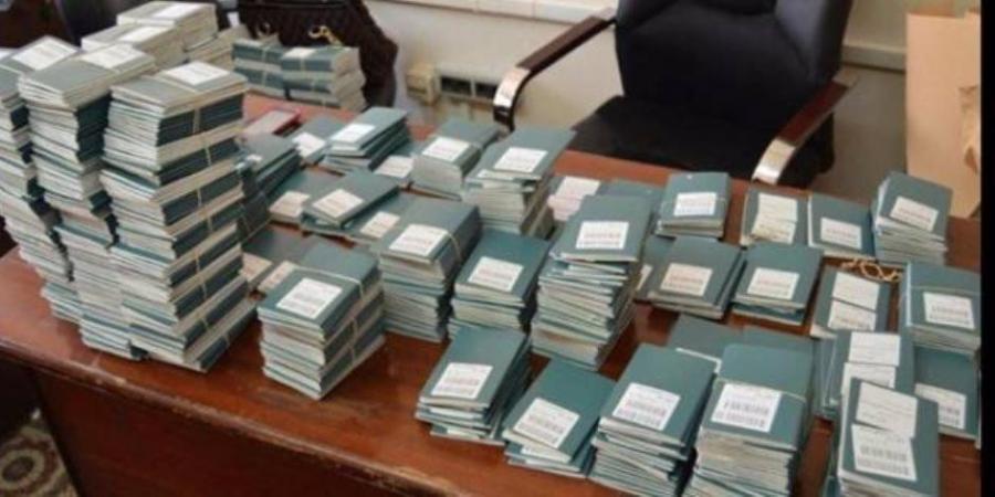 الداخلية تواصل تسهيل الإجراءات لراغبي الحصول على خدمات الجوازات والهجرة
