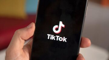 بايدن تتخذ خطوات لحظر TikTok الأمريكي.