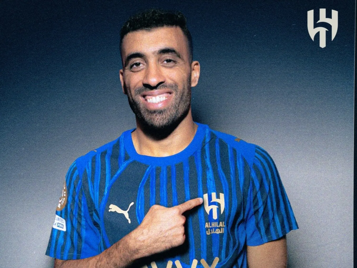 المدرب يحسم مصير حمد الله النهائي مع الشباب بعد عودته من الهلال!