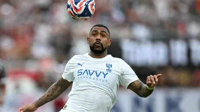 عروض أوروبية تنهال على مشاغب الهلال السعودي بعد مشكلة الجماهير