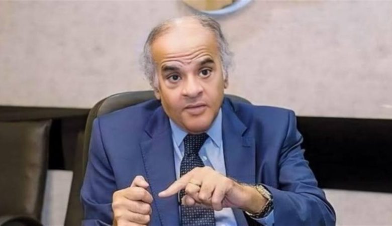 ممدوح عباس يثير الجدل بتغريدة مثيرة عن صفقات الزمالك