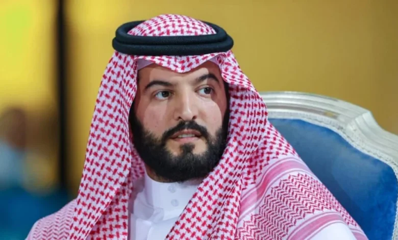هل يتولى فهد بن نافل قيادة مفاوضات أندية الصندوق مع النجوم الأجانب؟